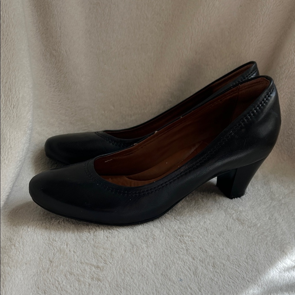 Clarks Elegant Black Heels